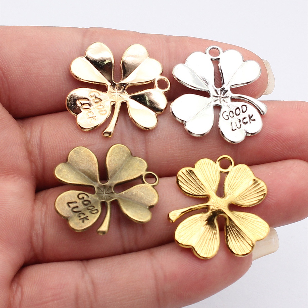 WYSIWYG 5pcs 28x26mm Kc 골드 컬러  - Vintage Fashion Jewelry 리뷰 및 가격